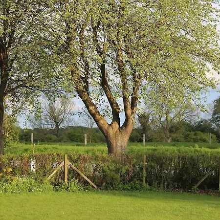 וילה Hjemlig Idyl Naer Og By *