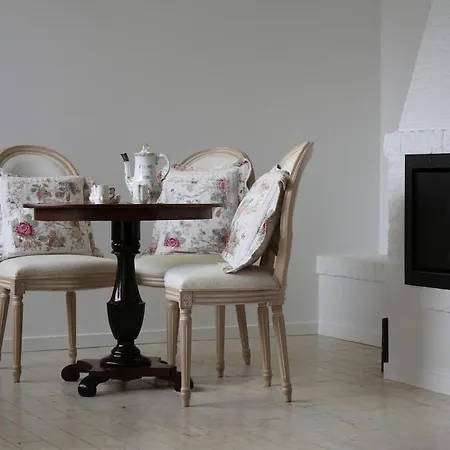 Hjemlig Idyl Naer Og By וילה הדרסלב